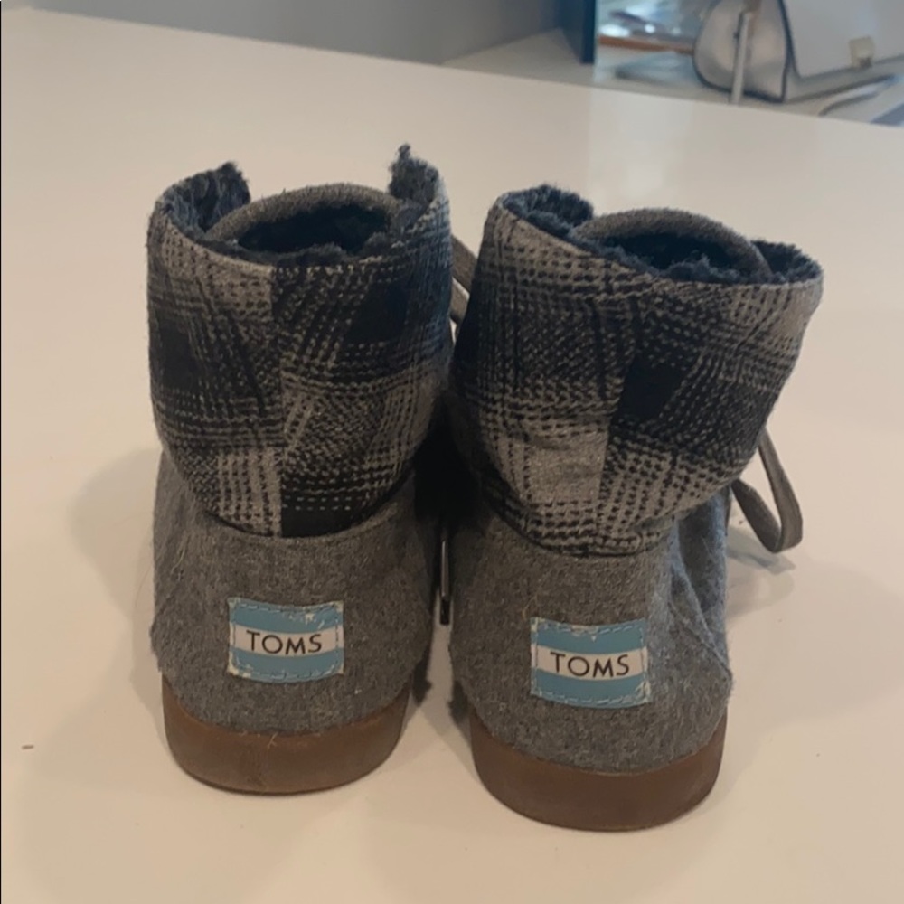 TOMS